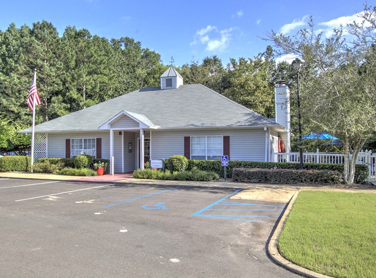 Cambridge Apartments Flowood MS Leasing Office